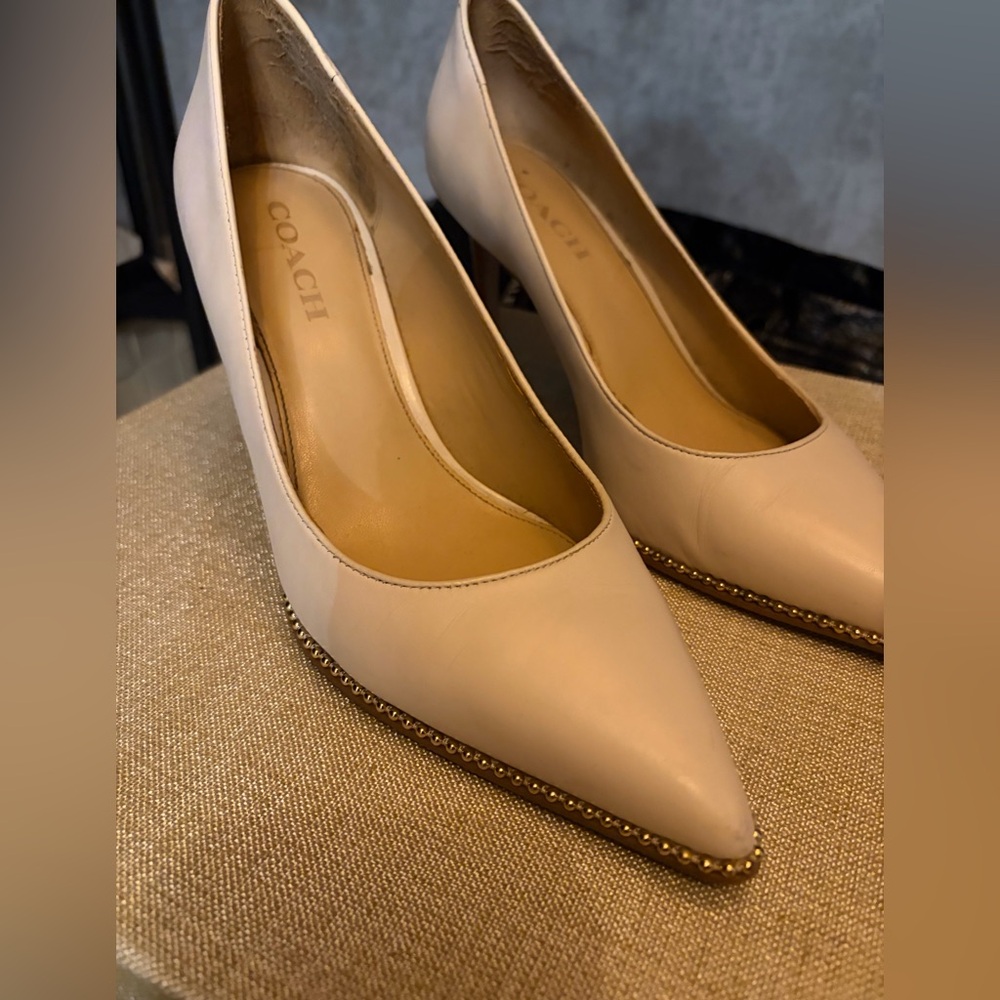 Coach Cream Pointed Toe Pumps - Picture 2 of 4
